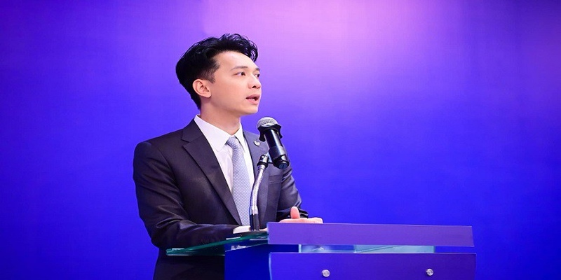 CEO Đức Hiếu - Đưa SBOBET Vươn Ra Thị Trường Châu Âu 1 Khám phá CEO Đức Hiếu – Người cầm lái xuất sắc của ngành cá cược